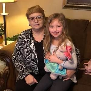 Meet your Posher, Vanessa